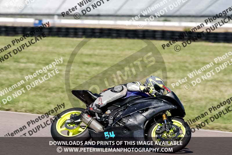 Rockingham no limits trackday;enduro digital images;event digital images;eventdigitalimages;no limits trackdays;peter wileman photography;racing digital images;rockingham raceway northamptonshire;rockingham trackday photographs;trackday digital images;trackday photos